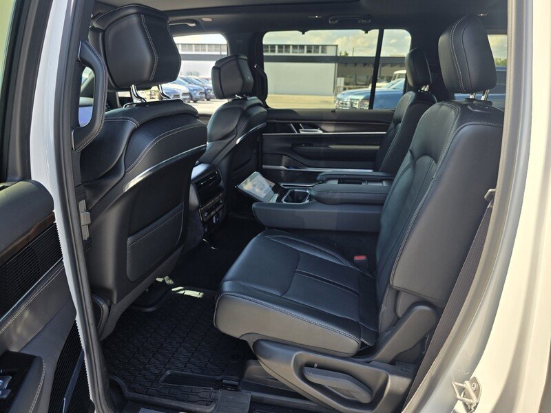 Used 2022 Bright White Clearcoat JEEP SERIES I 4X4 image 13
