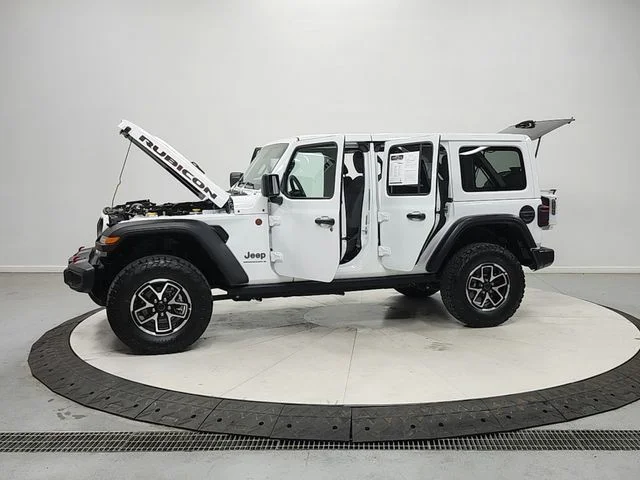 Used 2025 White Jeep Rubicon image 12