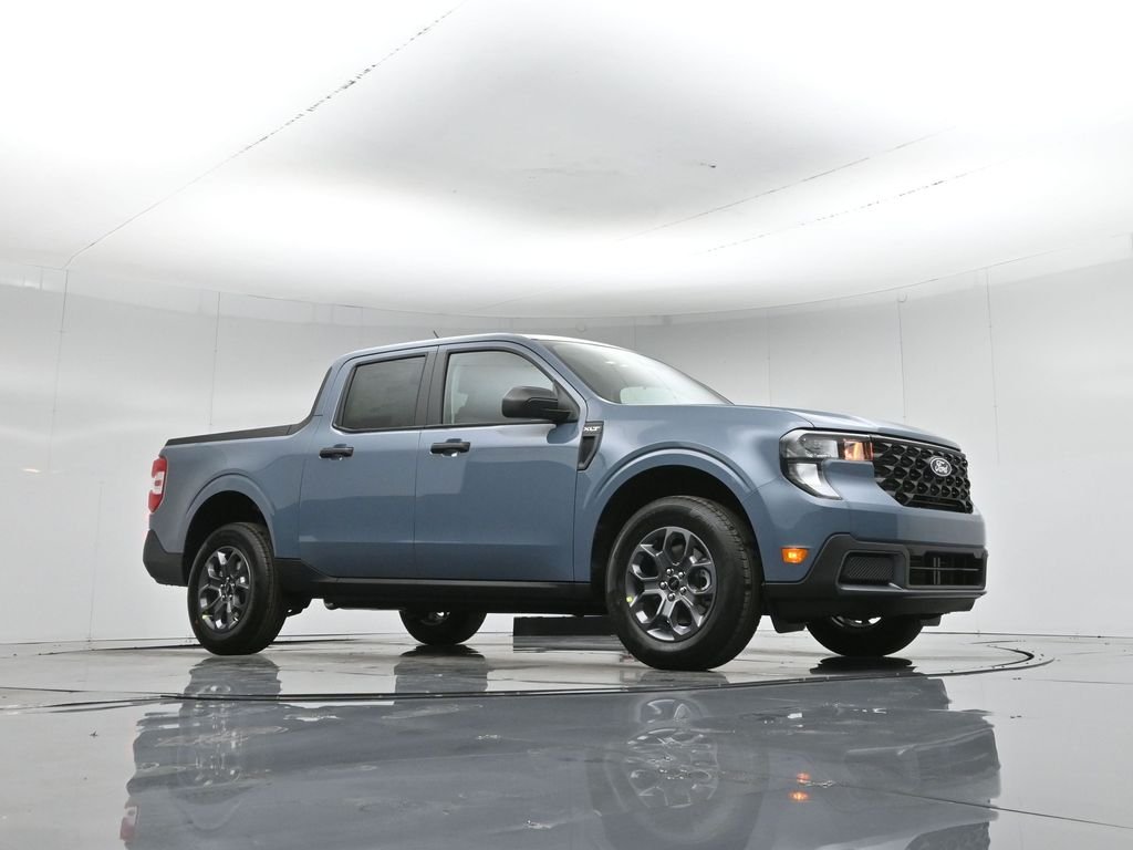 New 2026 Azure Gray Metallic Tri-Coat Ford XLT image 3
