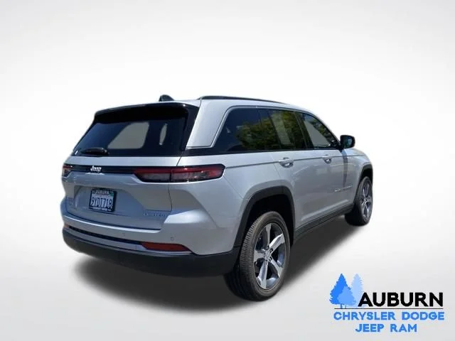Used 2026 Silver Jeep Limited image 7