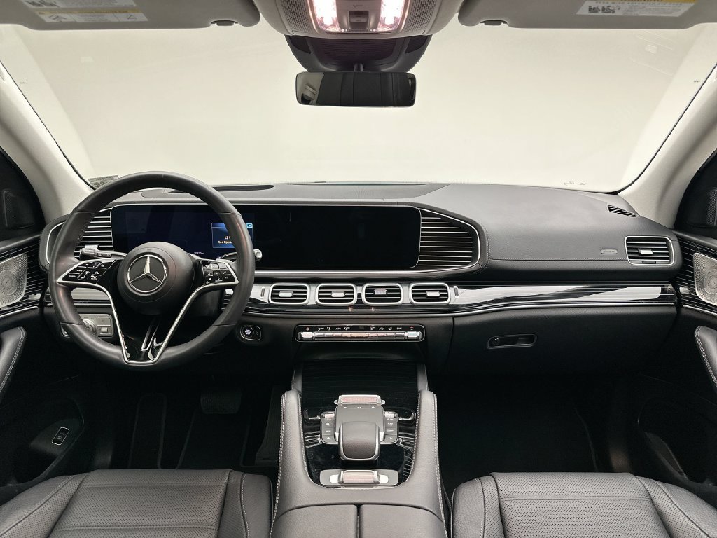 Used 2024 Polar White Mercedes-Benz GLS 450 image 21