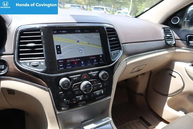 Used 2021 Ivory Jeep Overland image 17