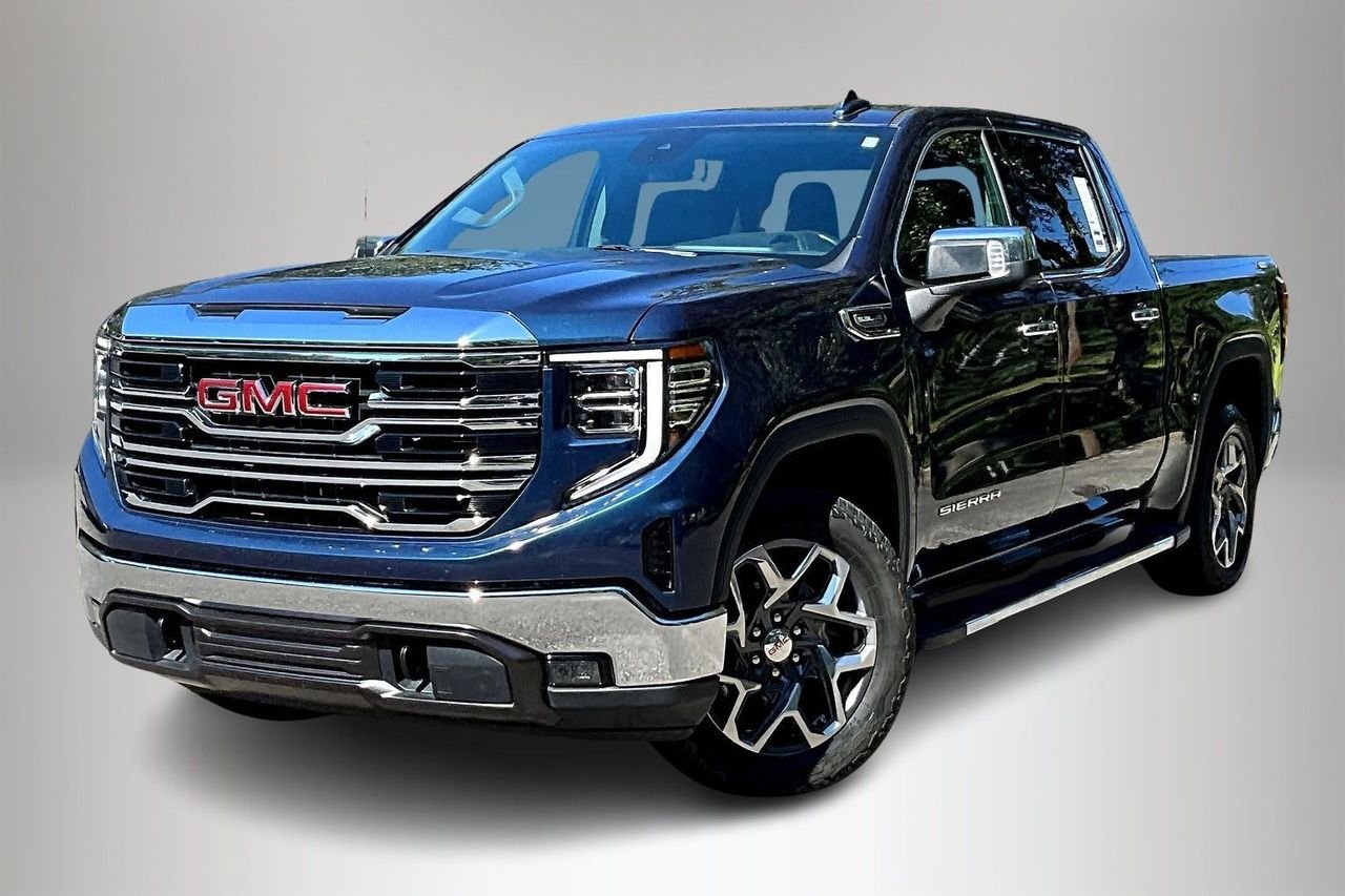 2022 GMC Sierra 4WD Crew Cab Short Box SLT's photo