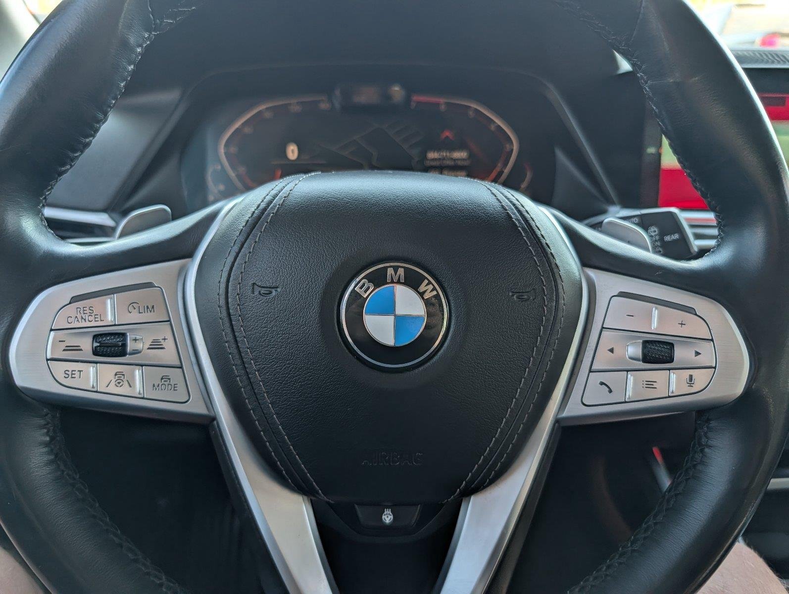 Used 2019 Alpine White BMW xDrive50i image 23