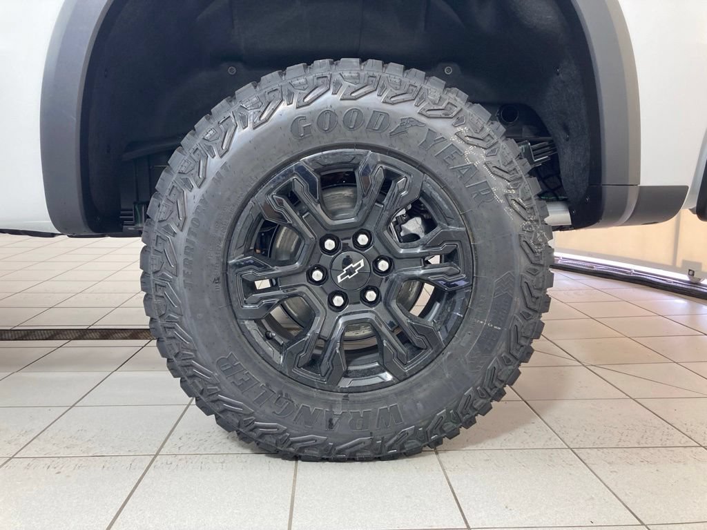 2026 Chevrolet Silverado 1500 ZR2 - Photo 25