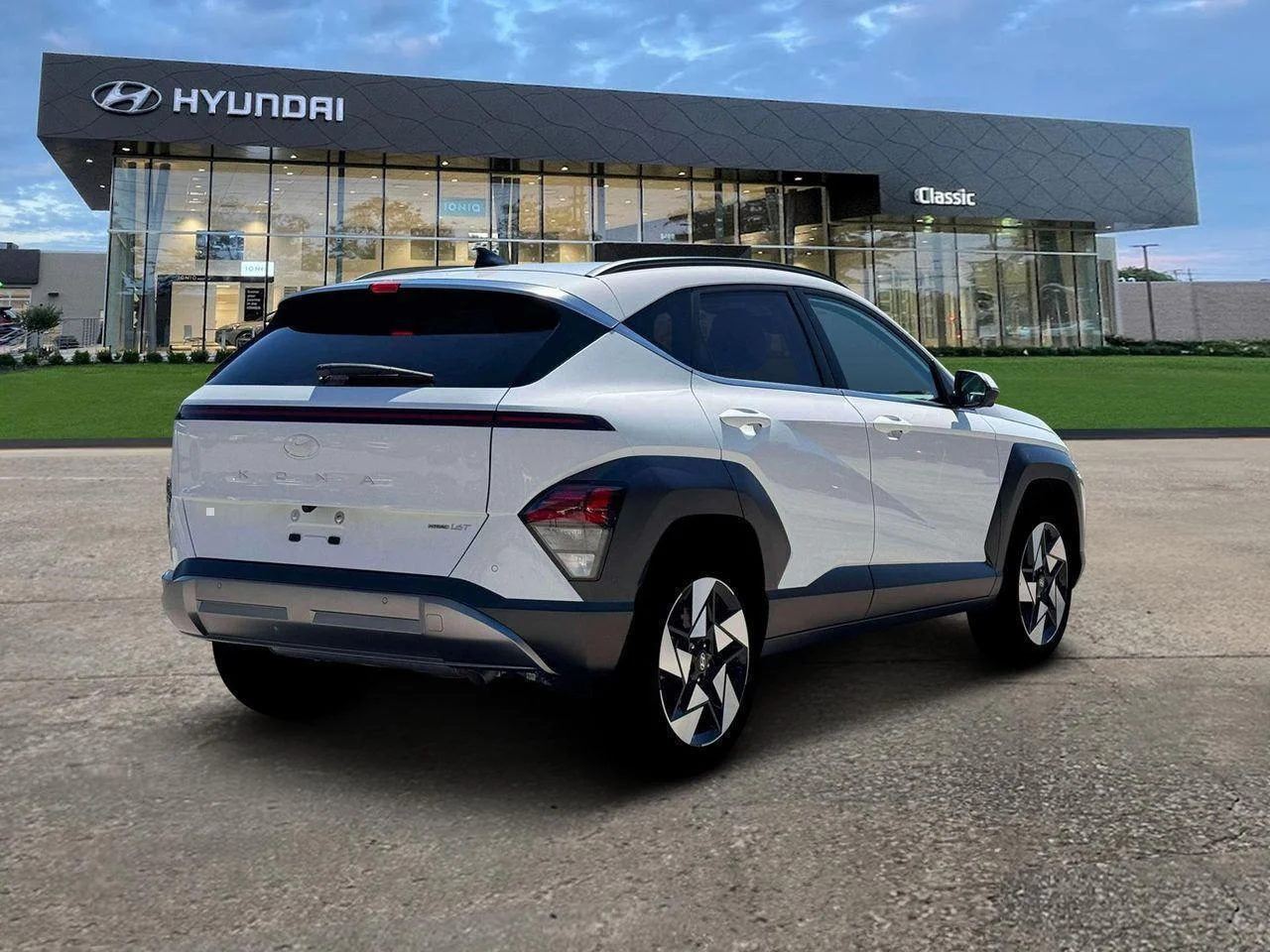 New 2026 Atlas White Hyundai Limited image 7