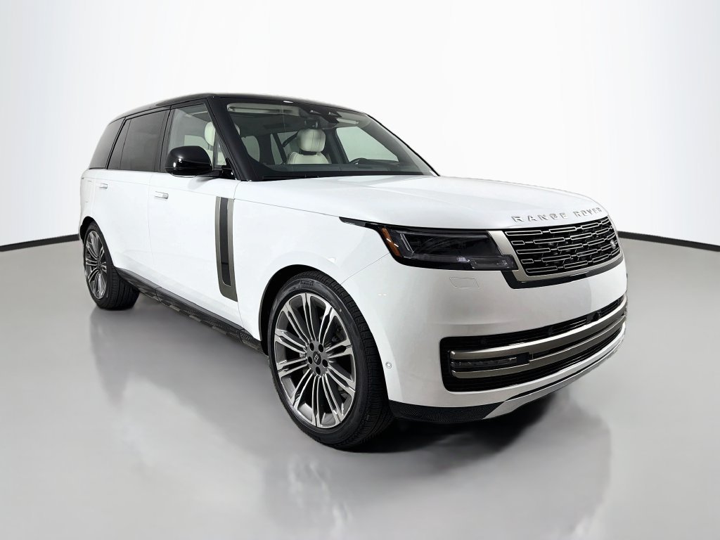 New 2027 Fuji White Land Rover SE image 3