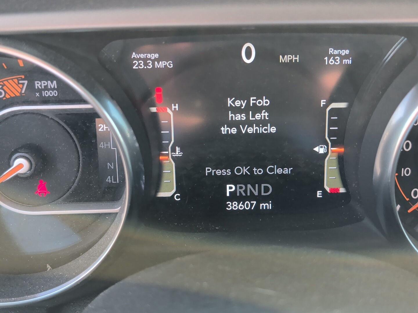Used 2019 Mojito! Clearcoat Jeep Sport S image 20
