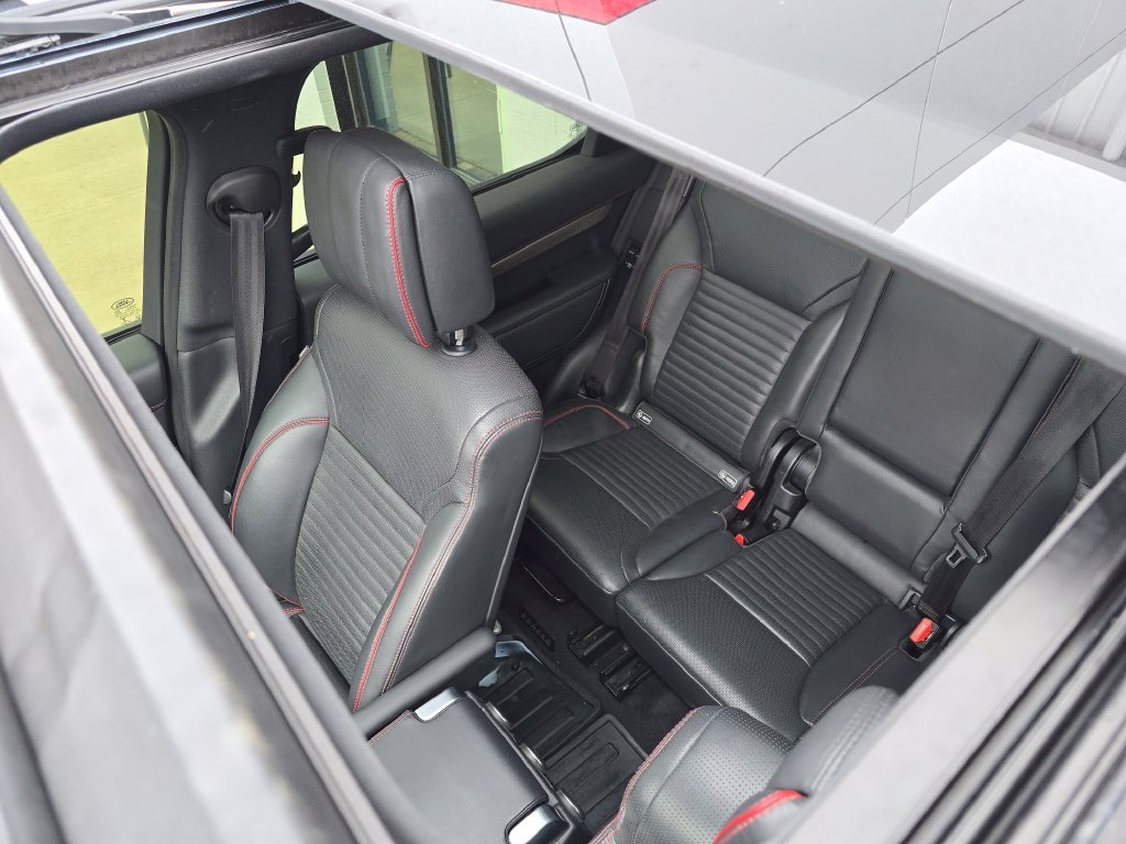 Used 2019  Land Rover HSE Luxury image 21