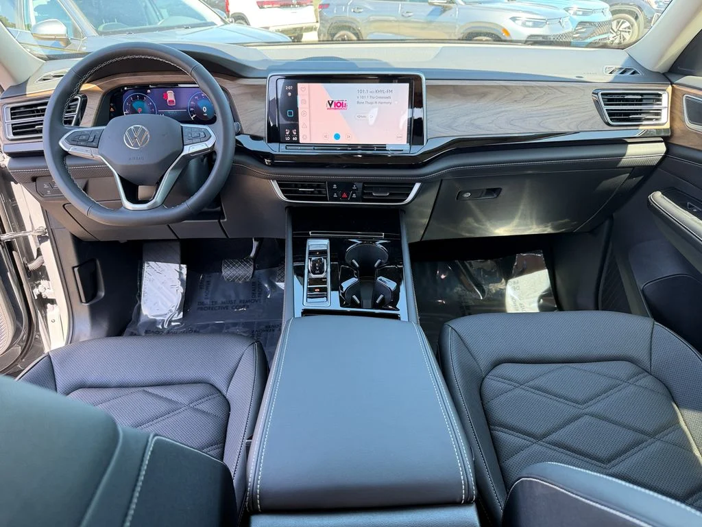 New 2026 Pure Gray Volkswagen 2.0T SE w/Technology image 27