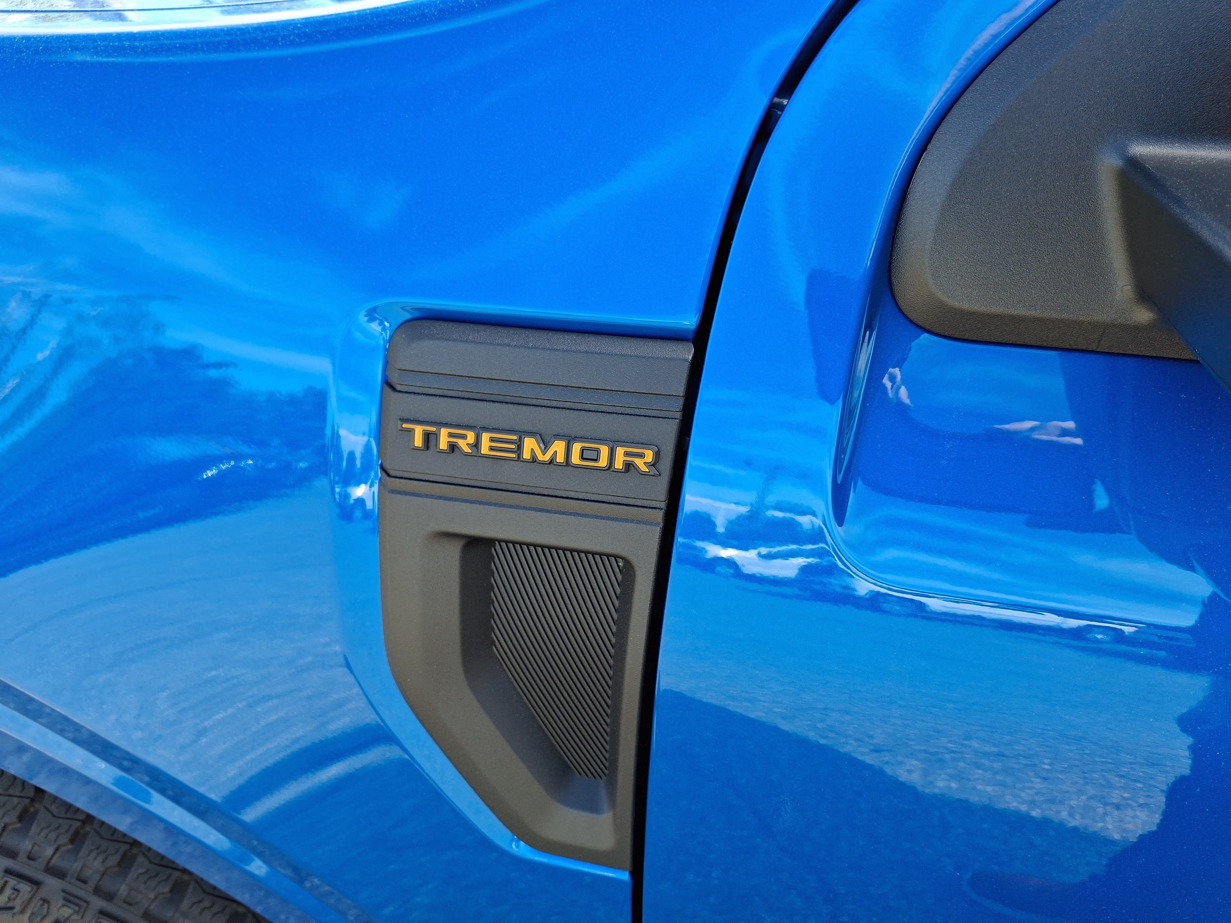 New 2026 Velocity Blue Ford Tremor® image 11