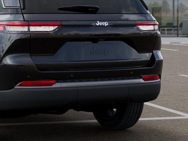 New 2026 Diamond Black Crystal Pearlcoat Jeep 85th Anniversary Edition image 13