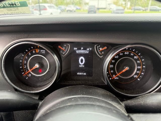 Used 2022 Black Jeep Willys image 11