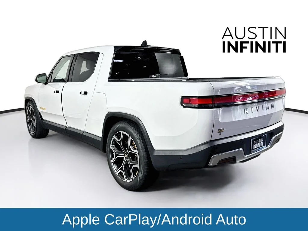 Used 2022 Glacier White Rivian Adventure image 5