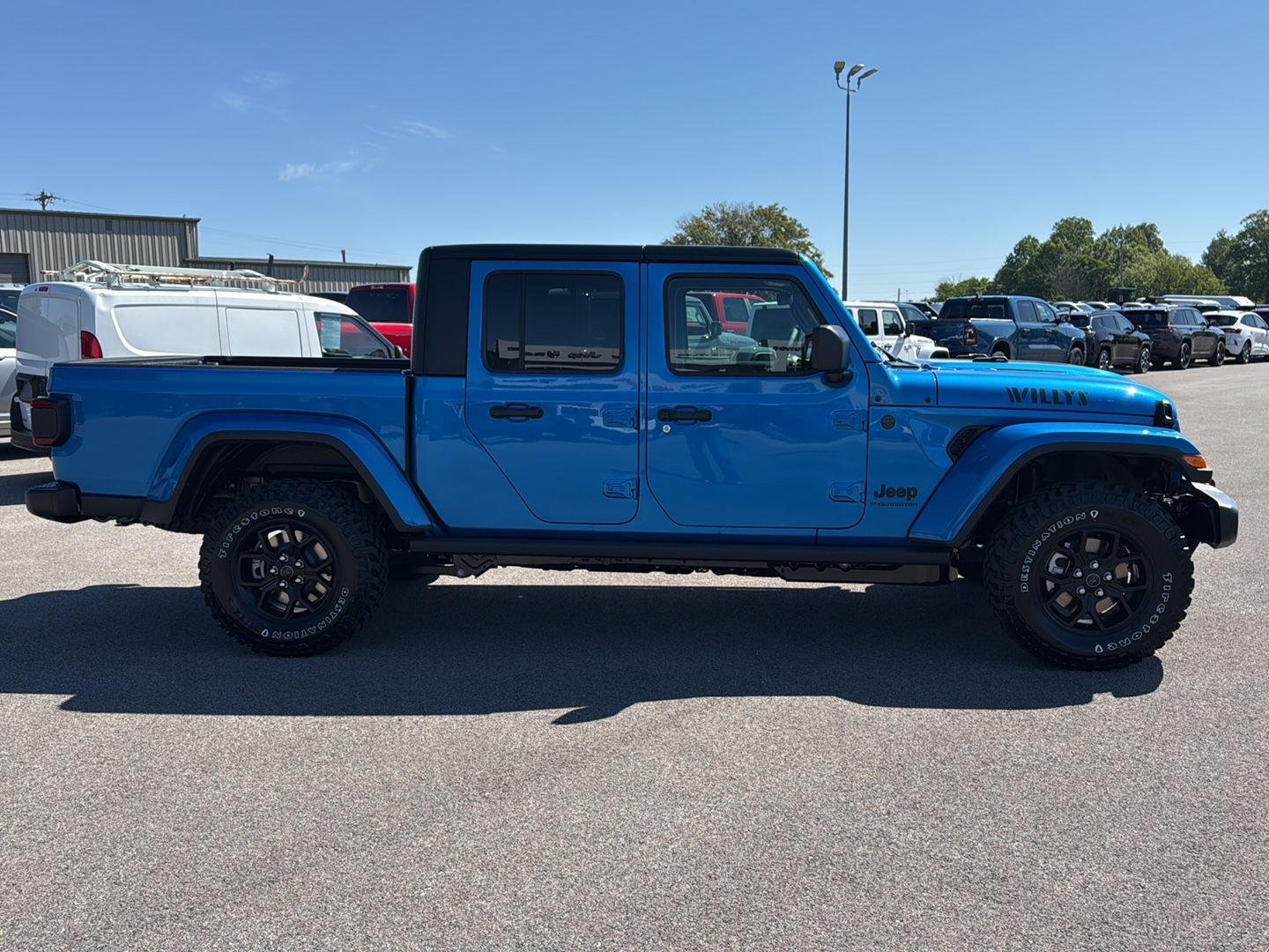 New 2026 Hydro Blue Pearl-Coat Exterior Paint Jeep Willys image 10