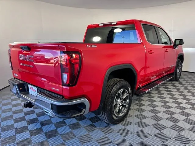 2026 GMC Sierra 1500 SLE - Photo 7