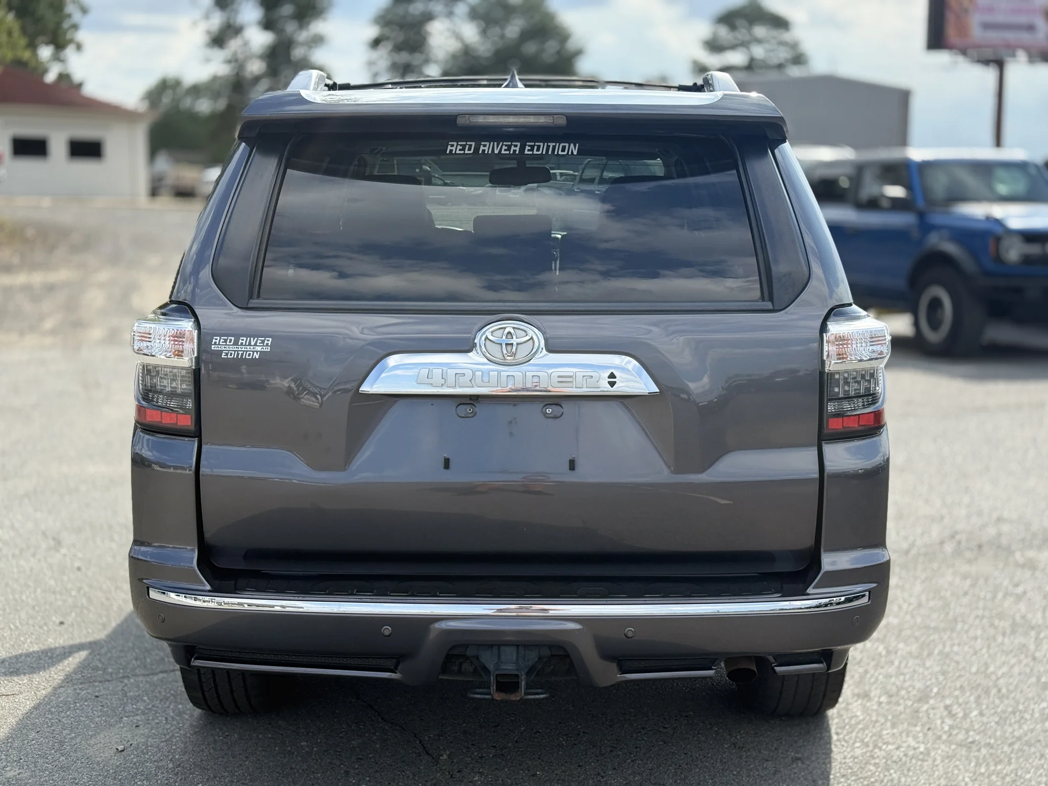 Used 2018 Magnetic Gray Metallic Toyota Limited image 8