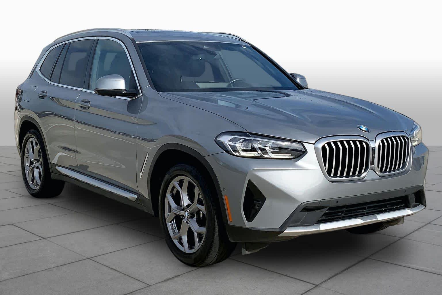 Used 2023 Skyscraper Gray Metallic BMW sDrive30i image 3