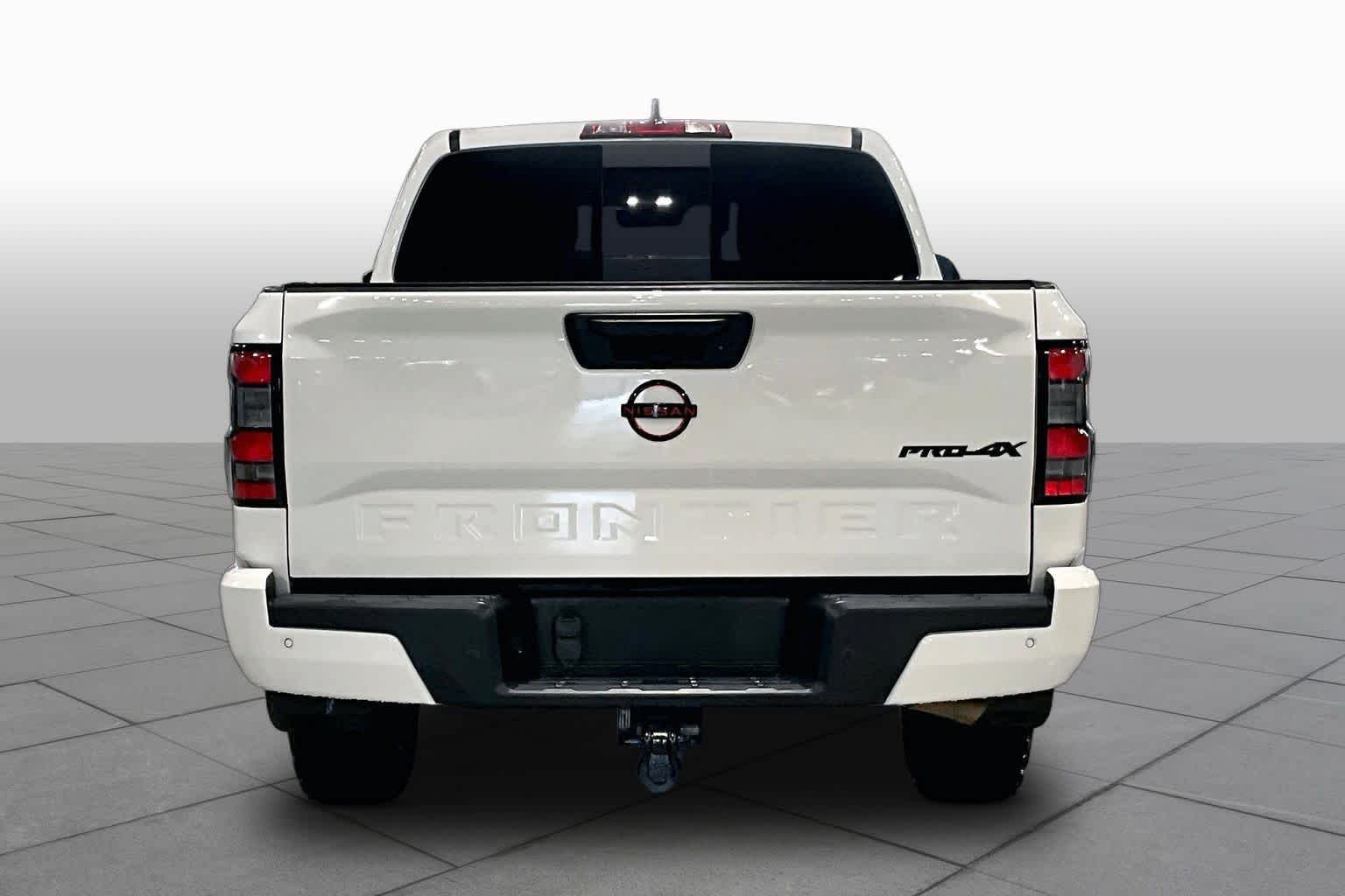 Used 2024 Glacier White Nissan PRO-4X image 5