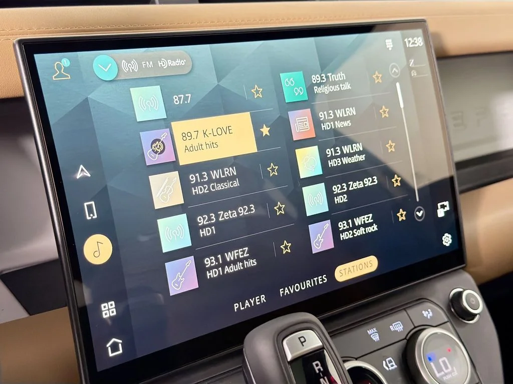 New 2026 Borasco Grey Land Rover X-Dynamic SE image 15