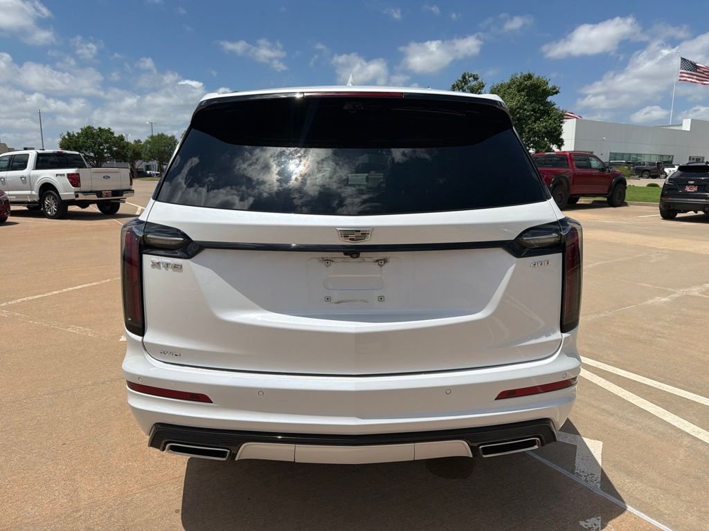 Used 2024 White Cadillac Sport image 3