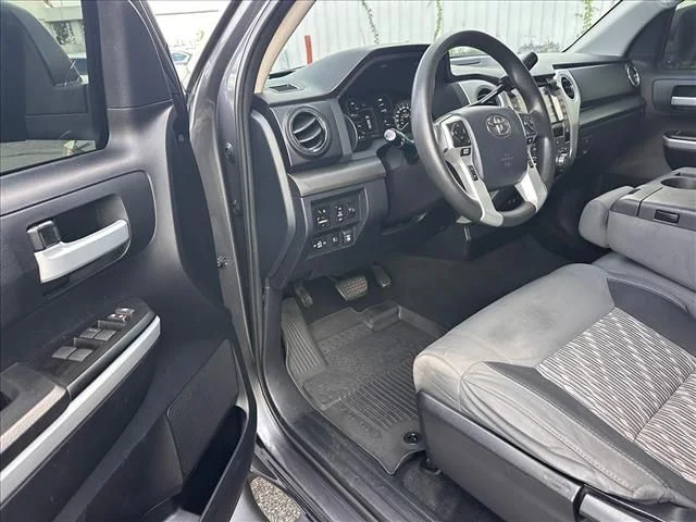 Used 2020 Gray Toyota SR5 image 15