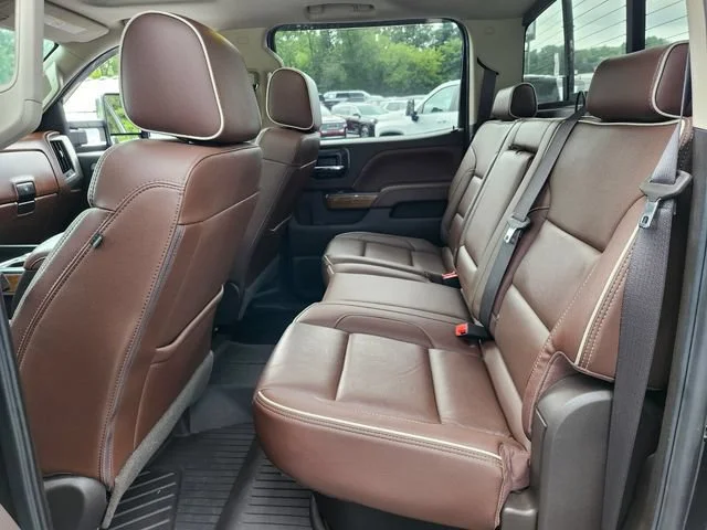 Used 2019 BLACK Chevrolet High Country image 13