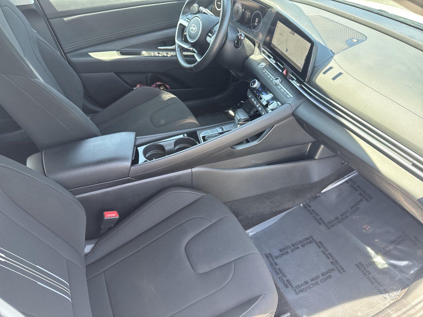 Used 2025 Serenity White Hyundai SEL Convenience image 35