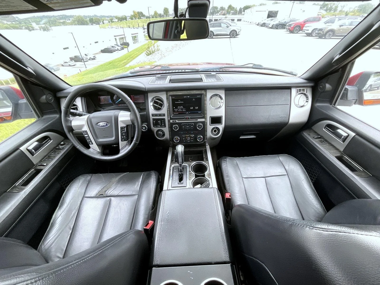 Used 2015 Red Ford Limited image 15