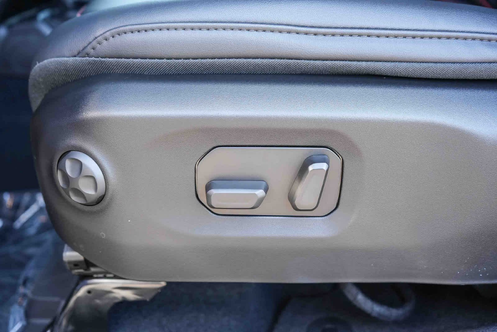 New 2026 Reign Exterior Paint Jeep Rubicon X image 23