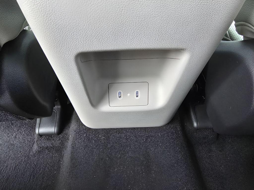 New 2026 Ecotronic Gray Hyundai Limited AWD image 28