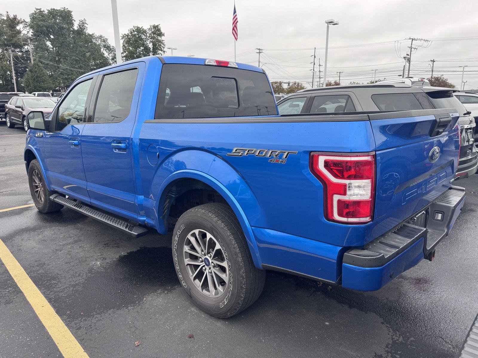Used 2019 Velocity Blue Ford XLT image 6