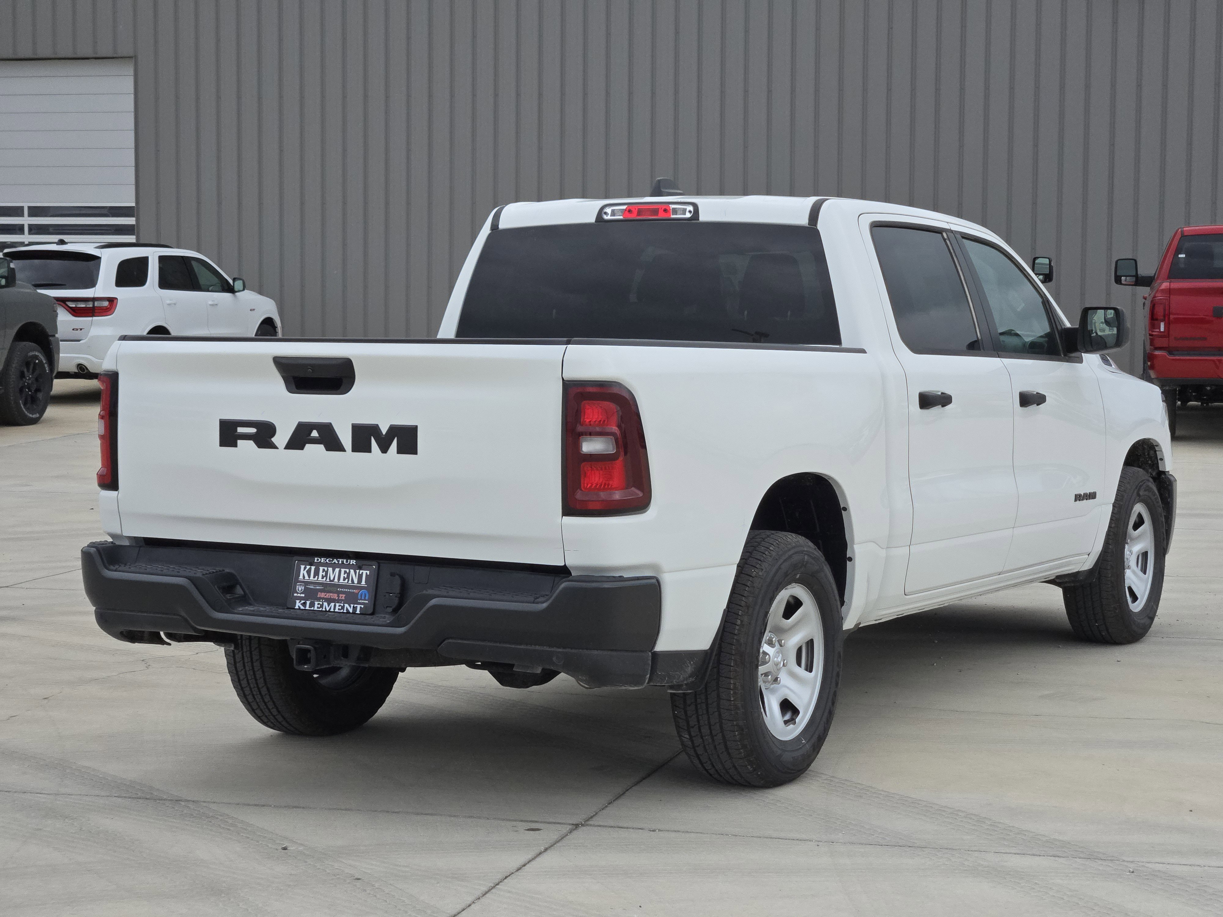 New 2026 Bright White Clear-Coat Exterior Paint RAM Tradesman image 5