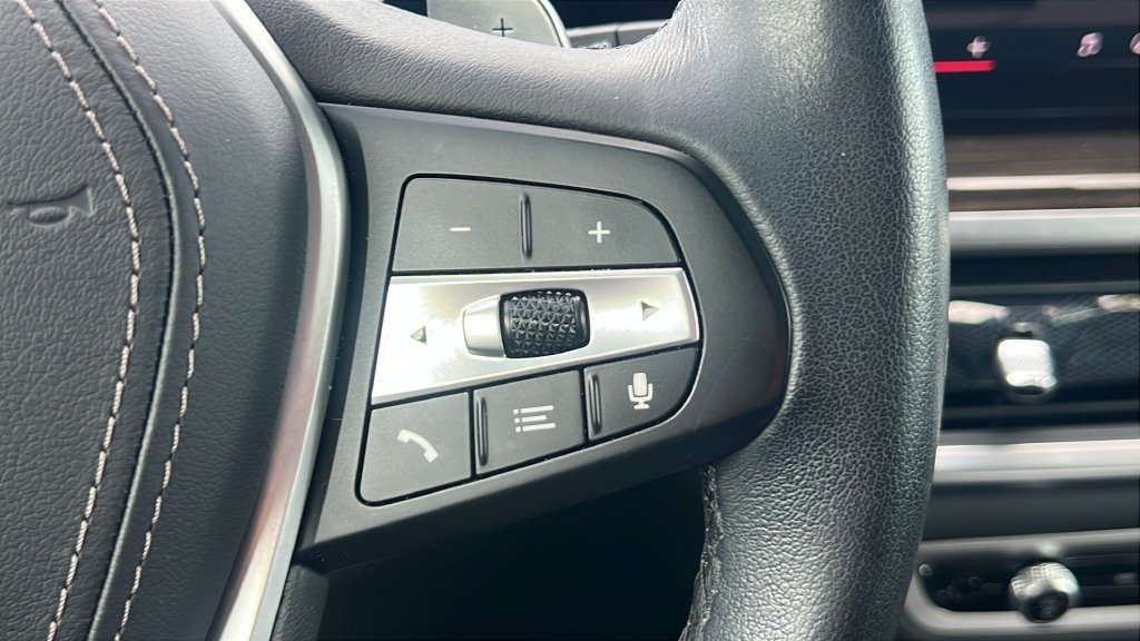 Certified Used 2024 Skyscraper Grey Metallic BMW xDrive40i image 21
