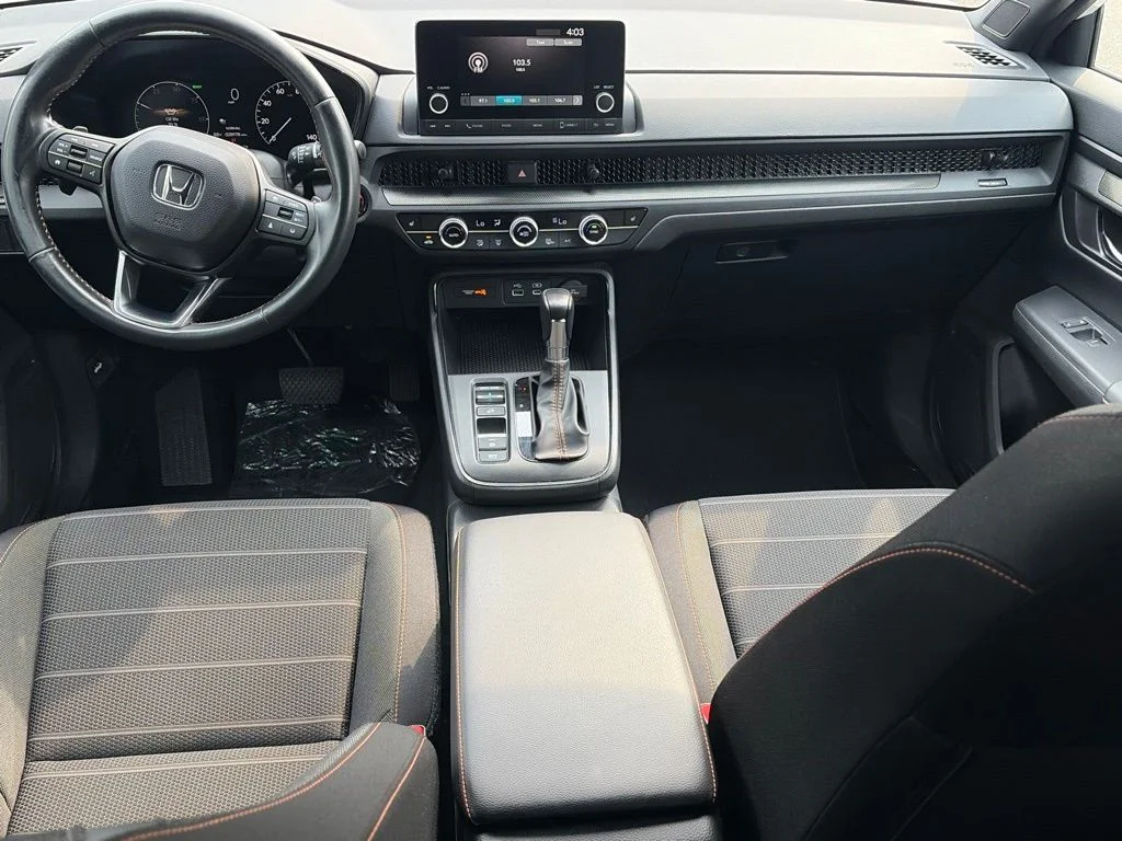 Certified Used 2024 Platinum White Pearl Honda Sport image 5