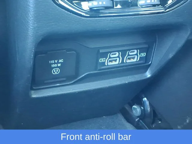 Used 2025 White Jeep Altitude image 23