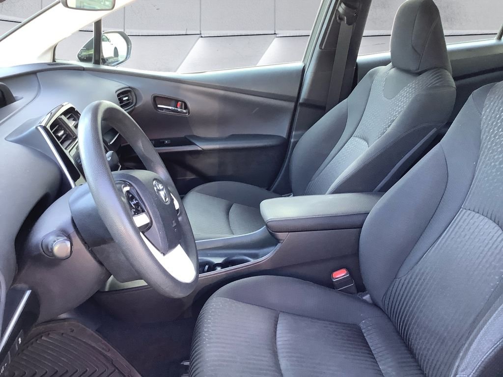 Used 2018 Silver Toyota Two Eco image 7