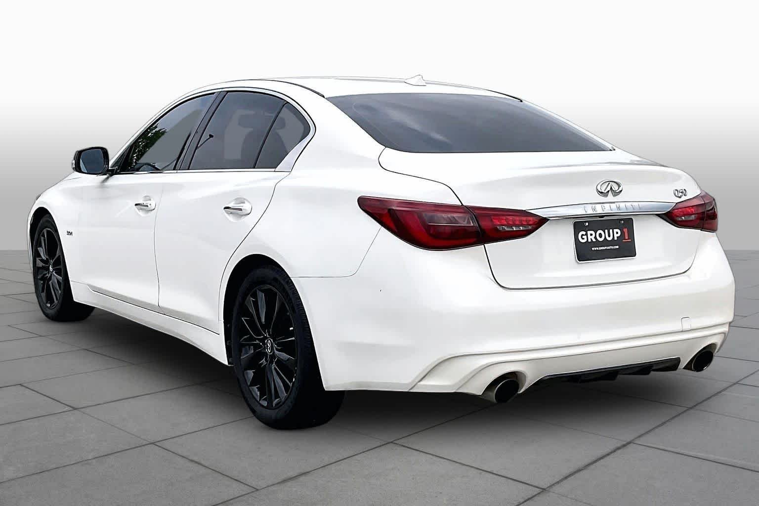 Used 2019 Pure White INFINITI 3.0t LUXE image 12