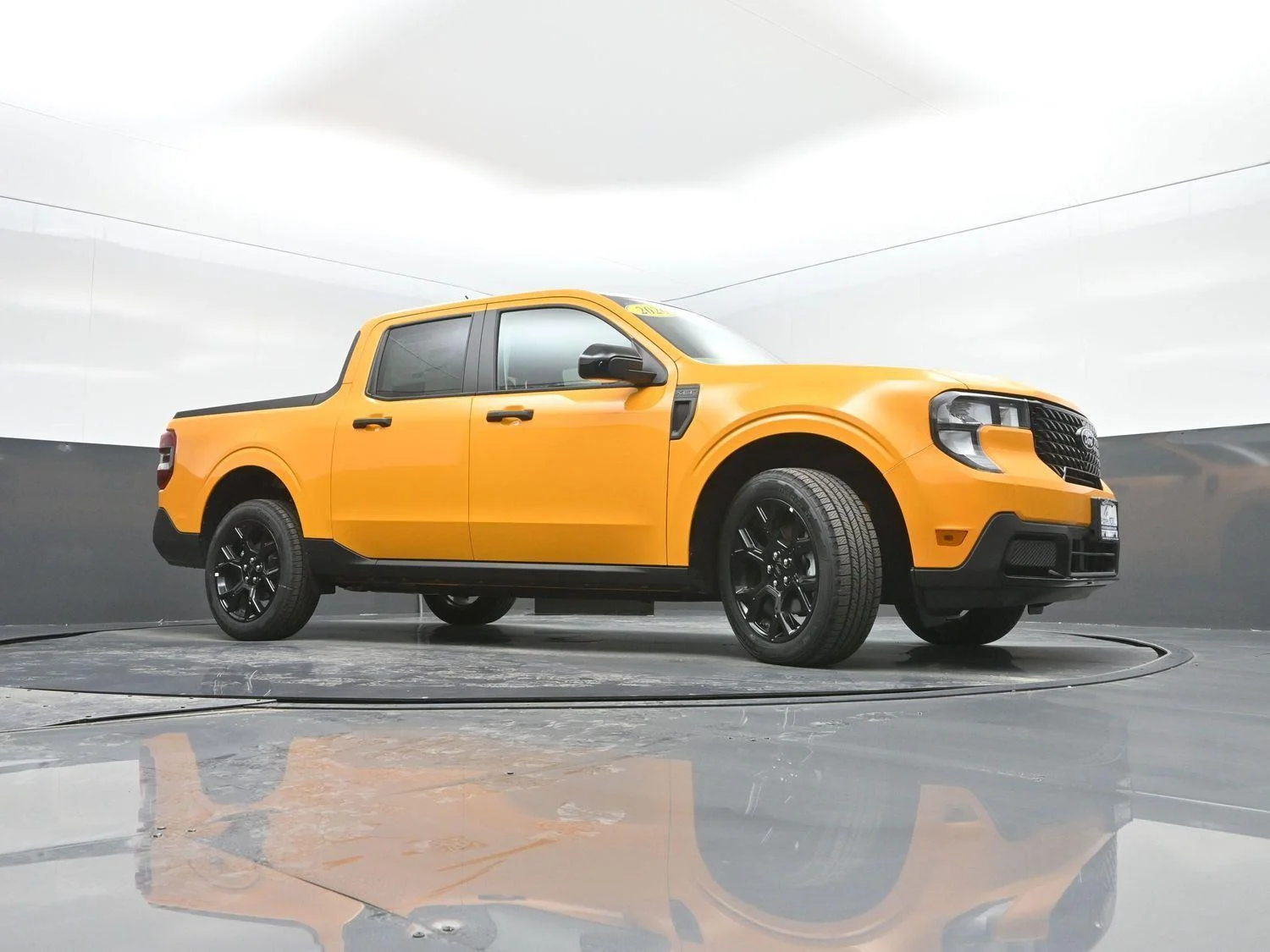 New 2026 Orange Fury Metallic Tri-Coat Ford XLT image 34