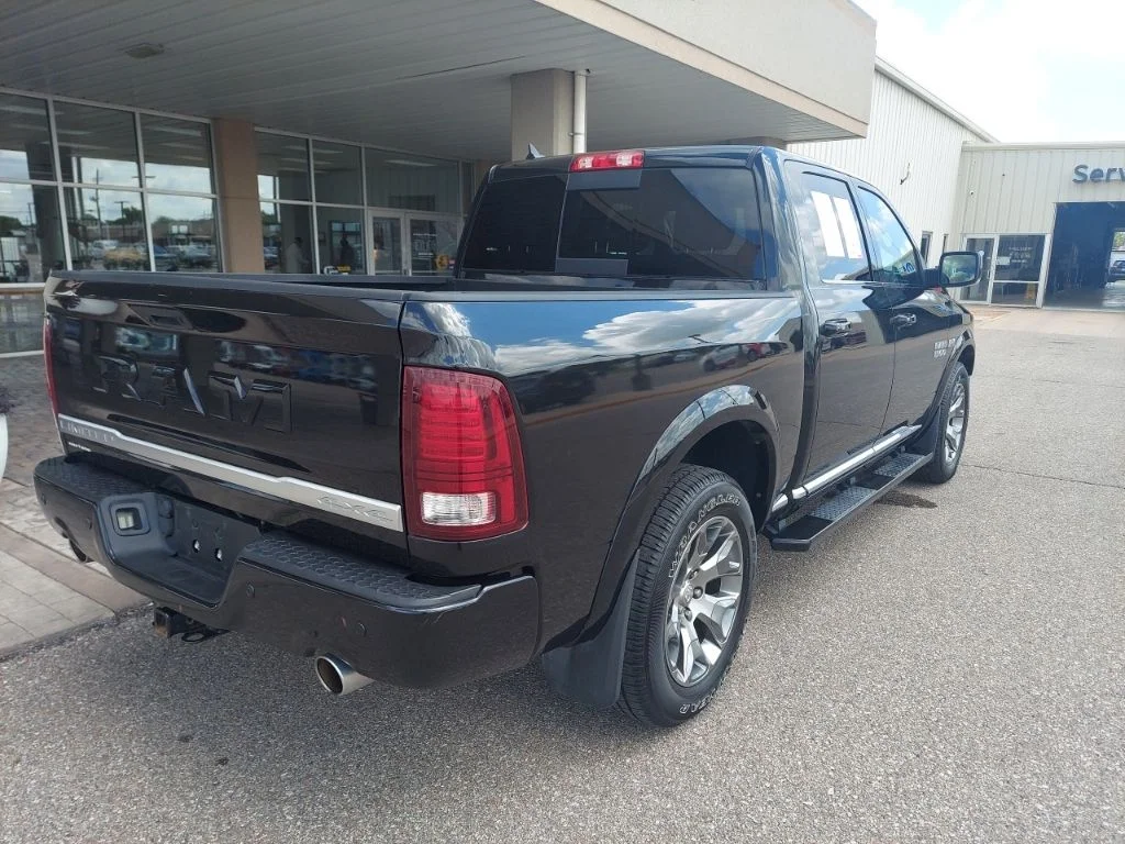Certified Used 2018 Black Ram Laramie Longhorn image 7