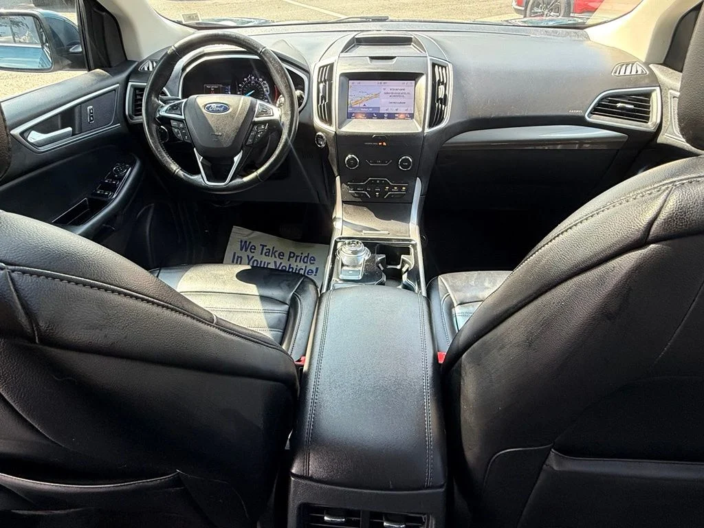 Used 2020 Green Ford SEL image 26