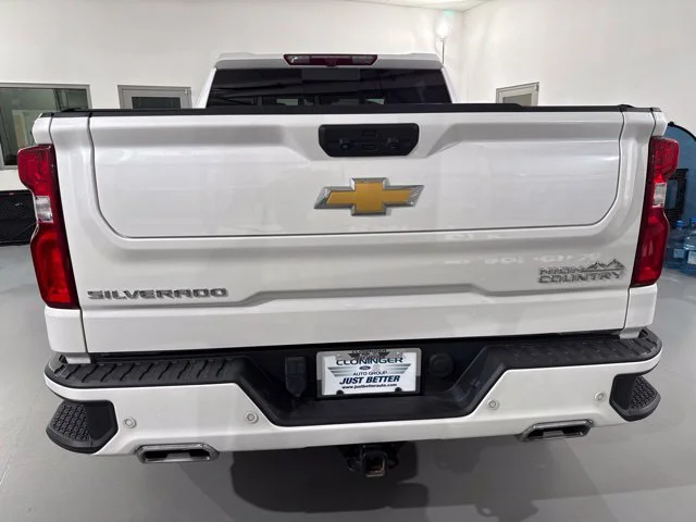 Used 2024 Beige Chevrolet High Country image 7