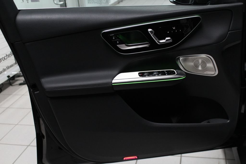 2026 Mercedes-Benz GLC Base - Photo 14