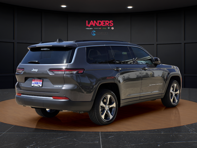 New 2026 Baltic Gray Metallic Clear-Coat Exterior Paint Jeep Limited image 3