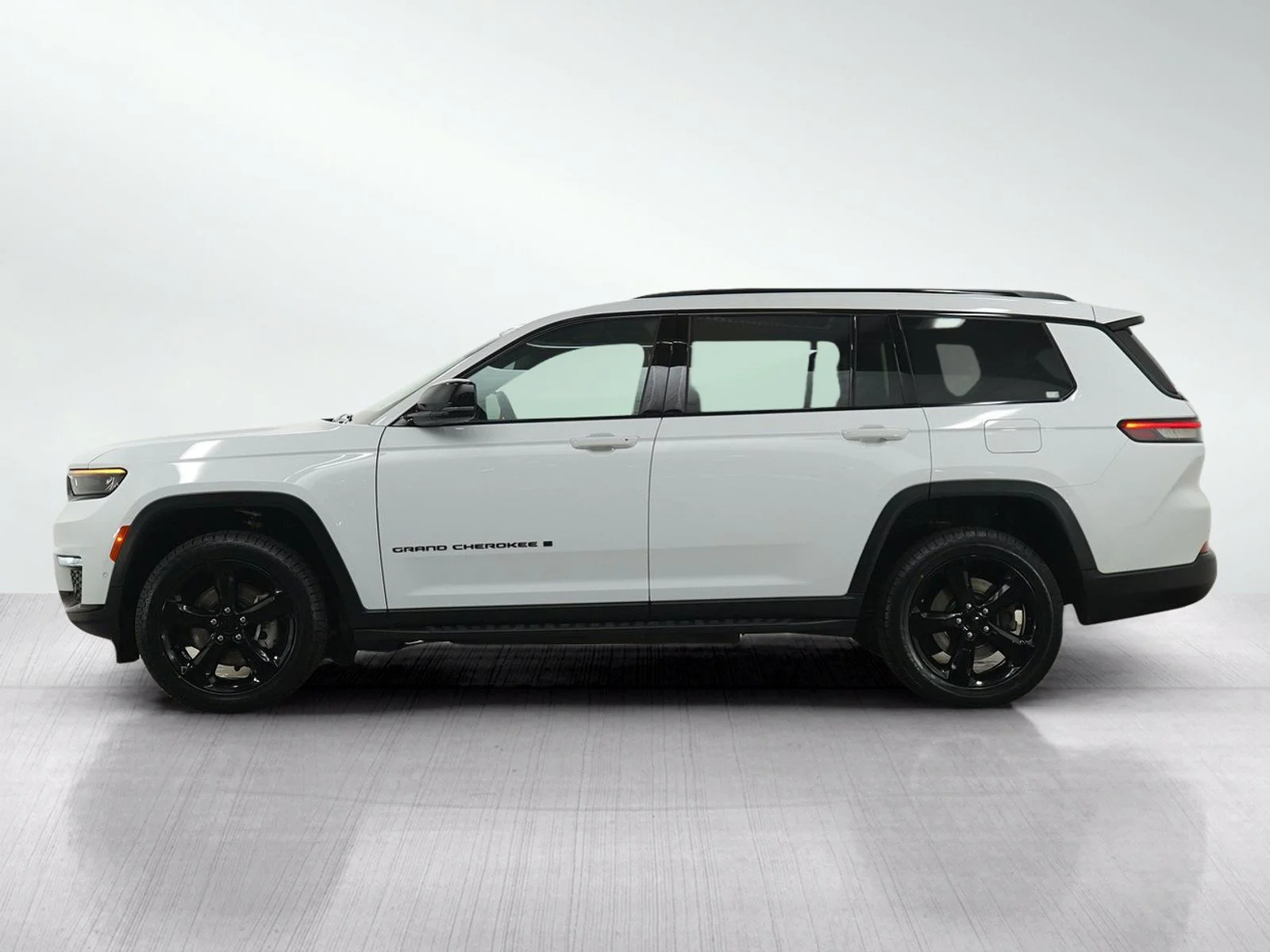 Used 2024 Jeep Grand Cherokee L Limited with VIN 1C4RJKBG6R8542244 for sale in Hopkins, Minnesota