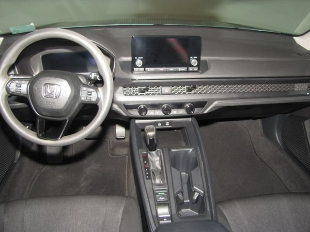 Used 2023 Lunar Silver Metallic Honda LX image 13