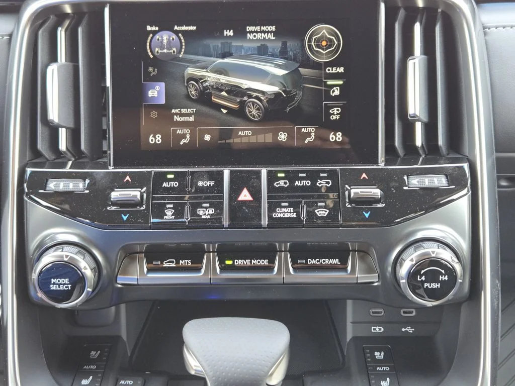 New 2026 Silver Lexus 600 F SPORT image 15