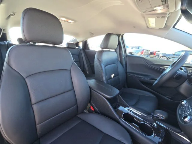 Used 2025 Gray Chevrolet LT image 22
