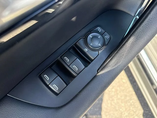 Used 2022 Black Chevrolet RS image 13