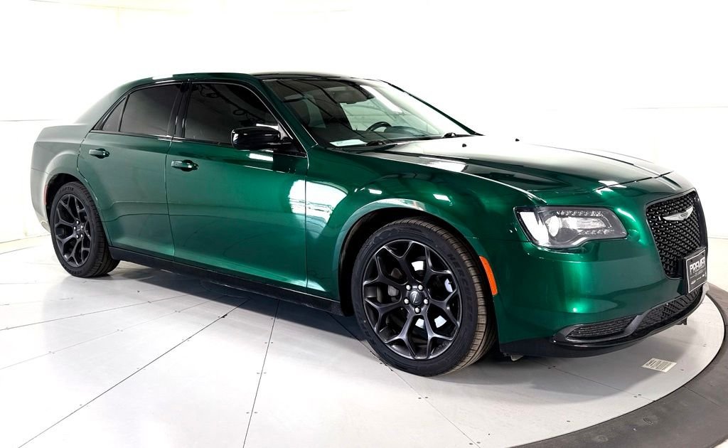 2019 Chrysler 300 Touring